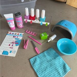 Melissa and Doug nail manicure kit